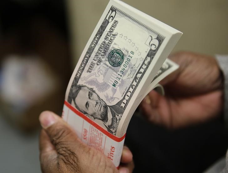 Greenback plummets with subsequent week’s Fed assembly in focus